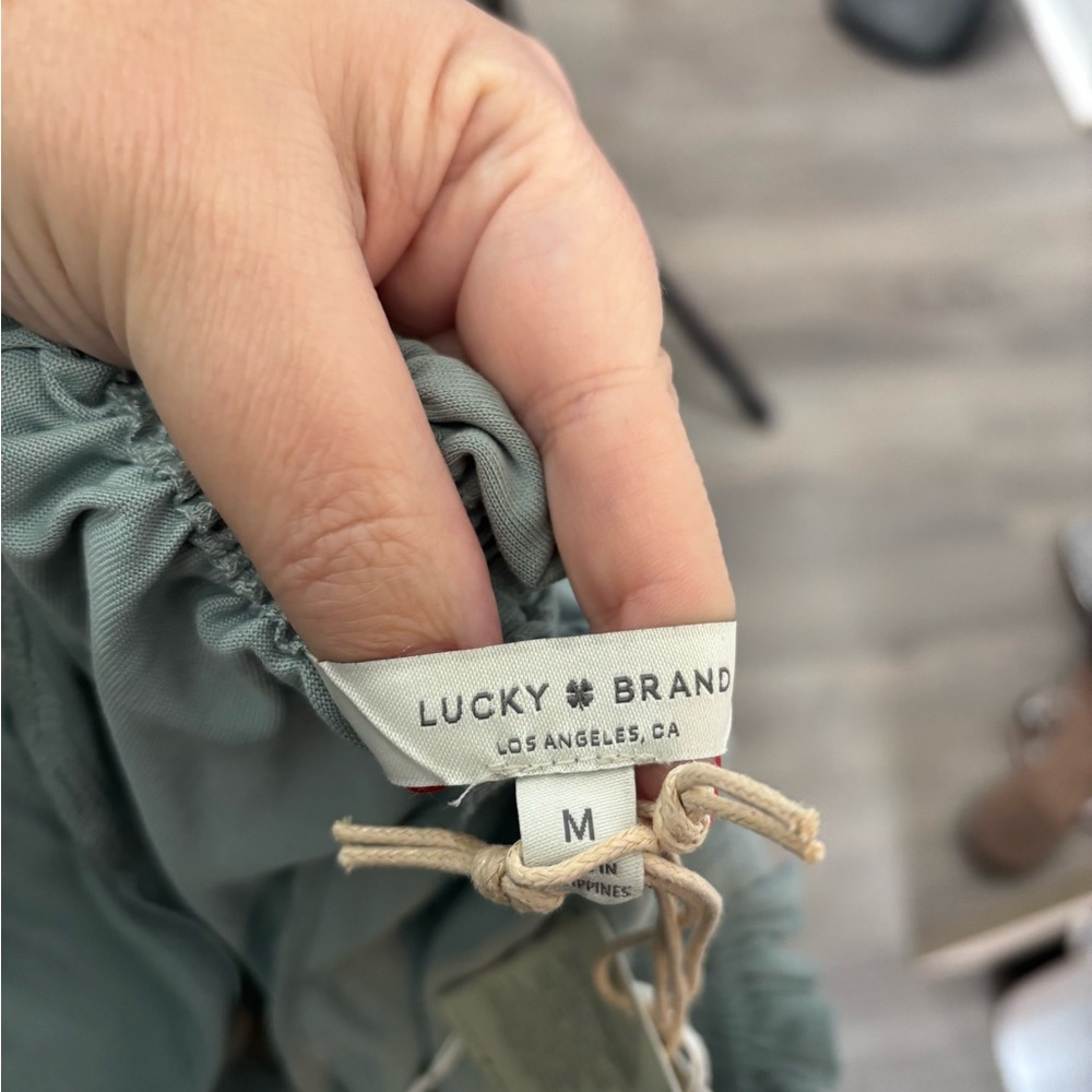 Lucky Brand Light Green Sleeveless Top With Ruffle Neckline Size Medium - Picture 5 of 6